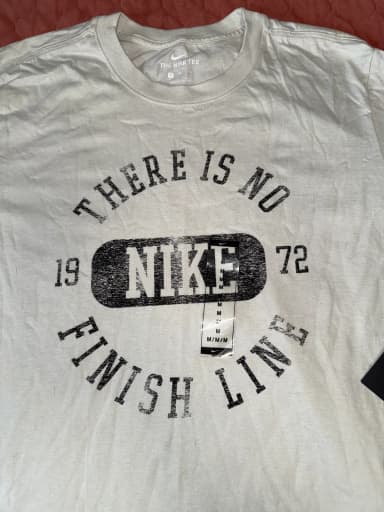 Nike T-Shirt – Never Worn