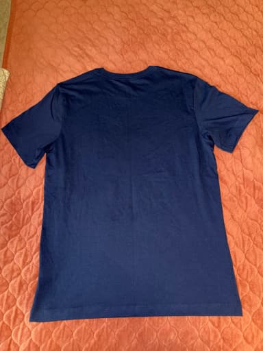 Nike T-Shirt – Never Worn