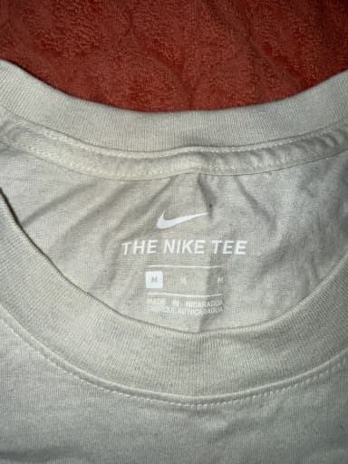 Nike T-Shirt – Never Worn