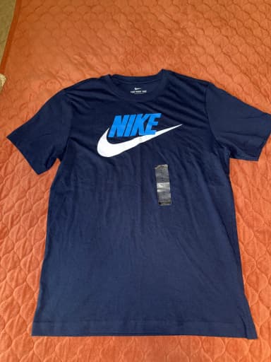 Nike T-Shirt – Never Worn